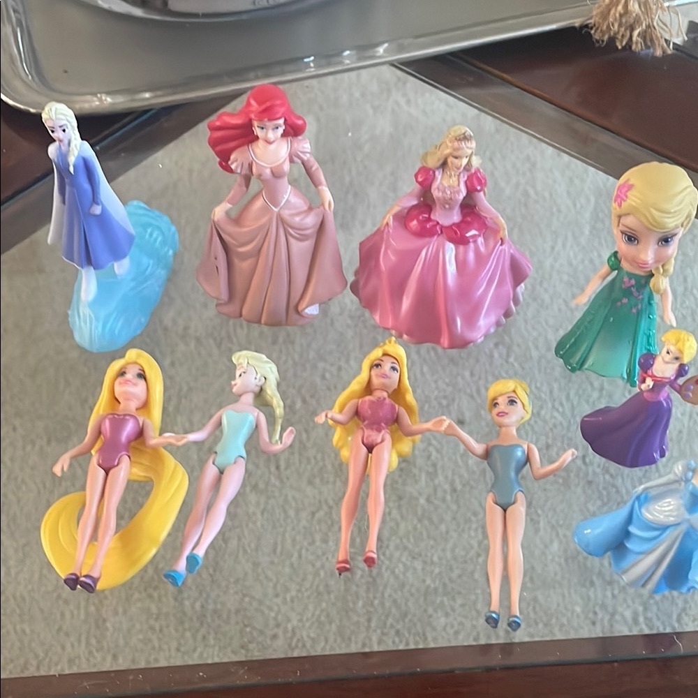 Last call before remove. Princess Dolls in Pink and Blue